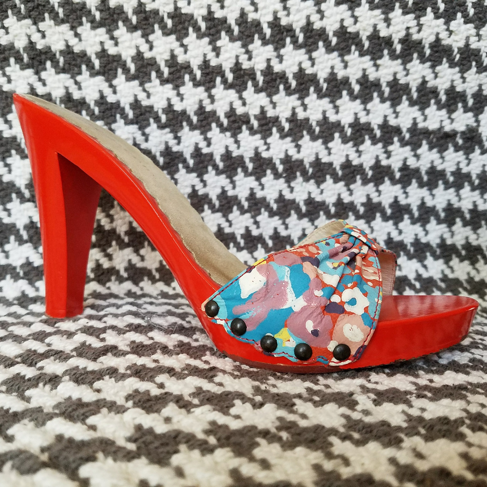 Marc Jacobs Painted Wood Sandals